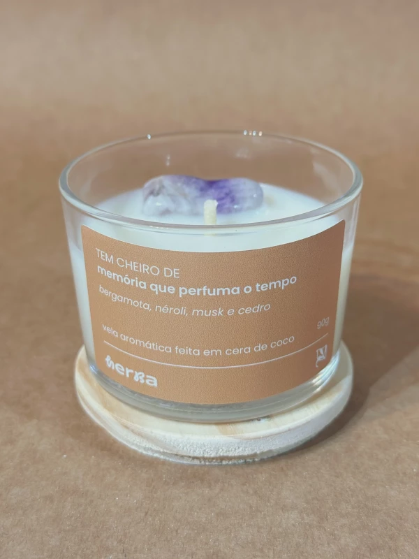 Vela aromática "tem cheiro de memória que perfuma o tempo" - 90g